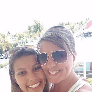 Meet your Posher, Tina